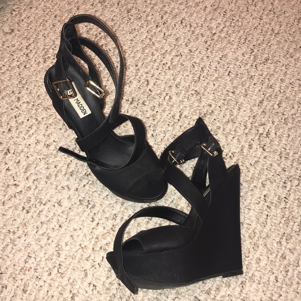 Steve Madden wedges 8.5